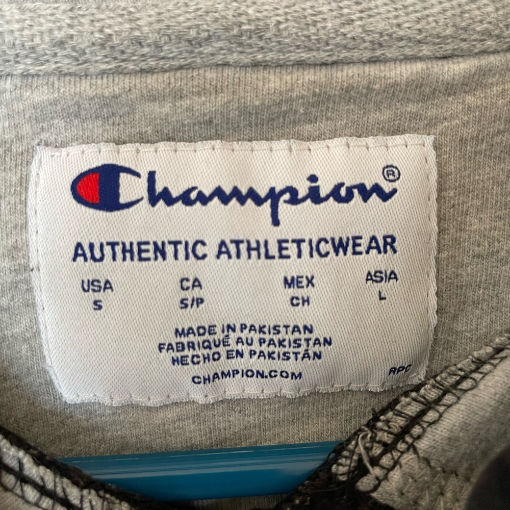 Black Champion hoodie - Picture 7 of 7
